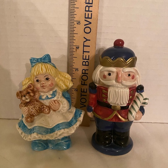 Fitz Floyd Nutcracker Sweet Suite Retired Salt Pepper Shaker Set (2) - Picture 3 of 5